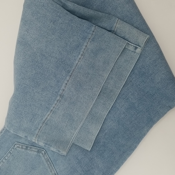 A Beautiful Soul 34" Wide Leg Blue Jeans - Picture 6 of 13